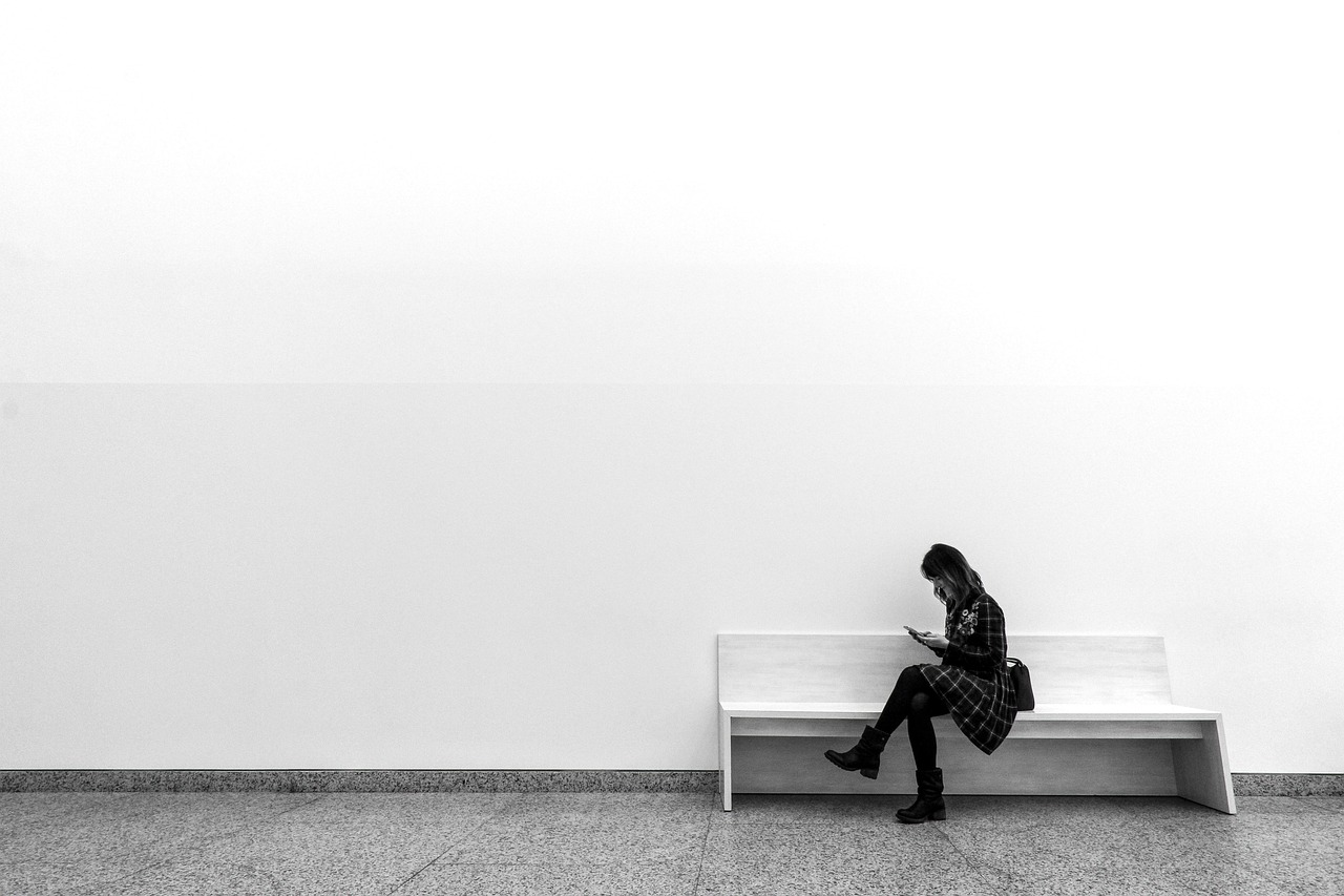 creative women, one, wall, minimalism, bank, inside, adult, girl, reading, read, forms, space, people, museum, waiting, women, wall, wall, wall, wall, wall, reading, museum, waiting